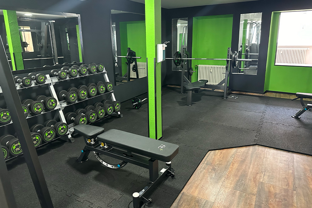 Fitnessstudio Zell Freihanteltraining